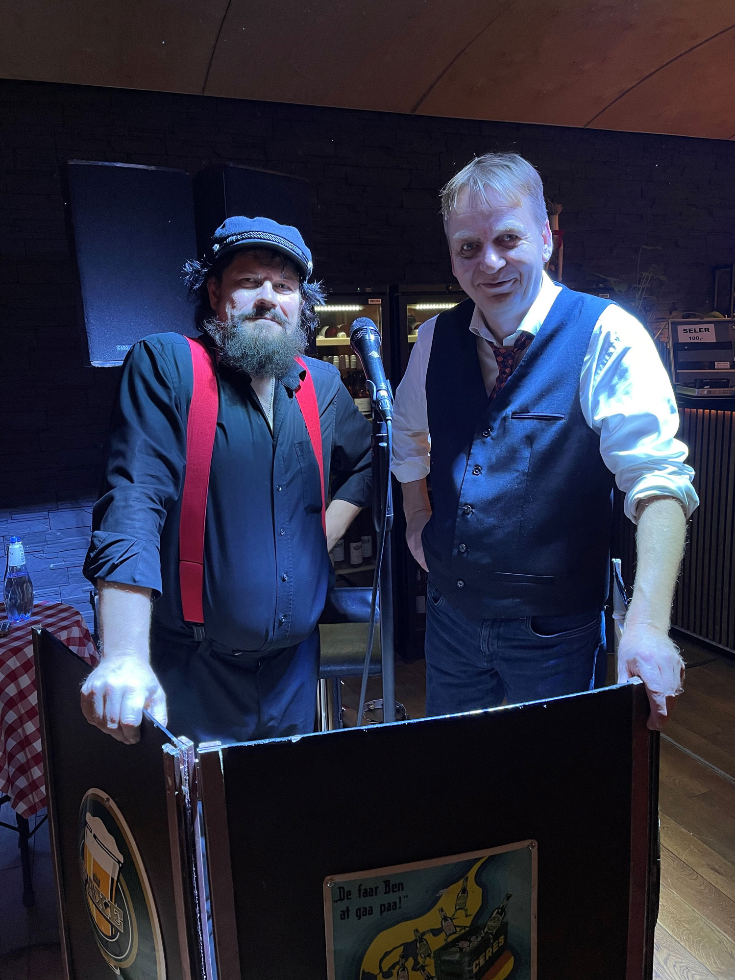 Jul—john-mogensen-live